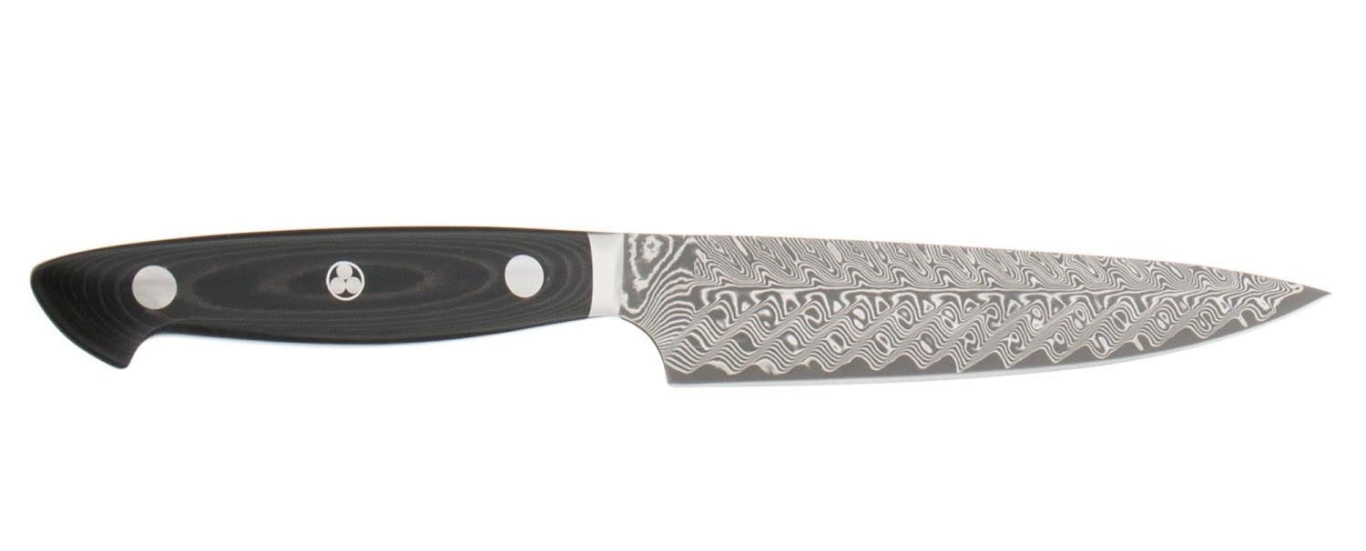 Kramer Euro Stainless Kochmesser compact 14cm in Schwarz präsentiert im Onlineshop von KAQTU Design AG. Küchenmesser ist von Zwilling