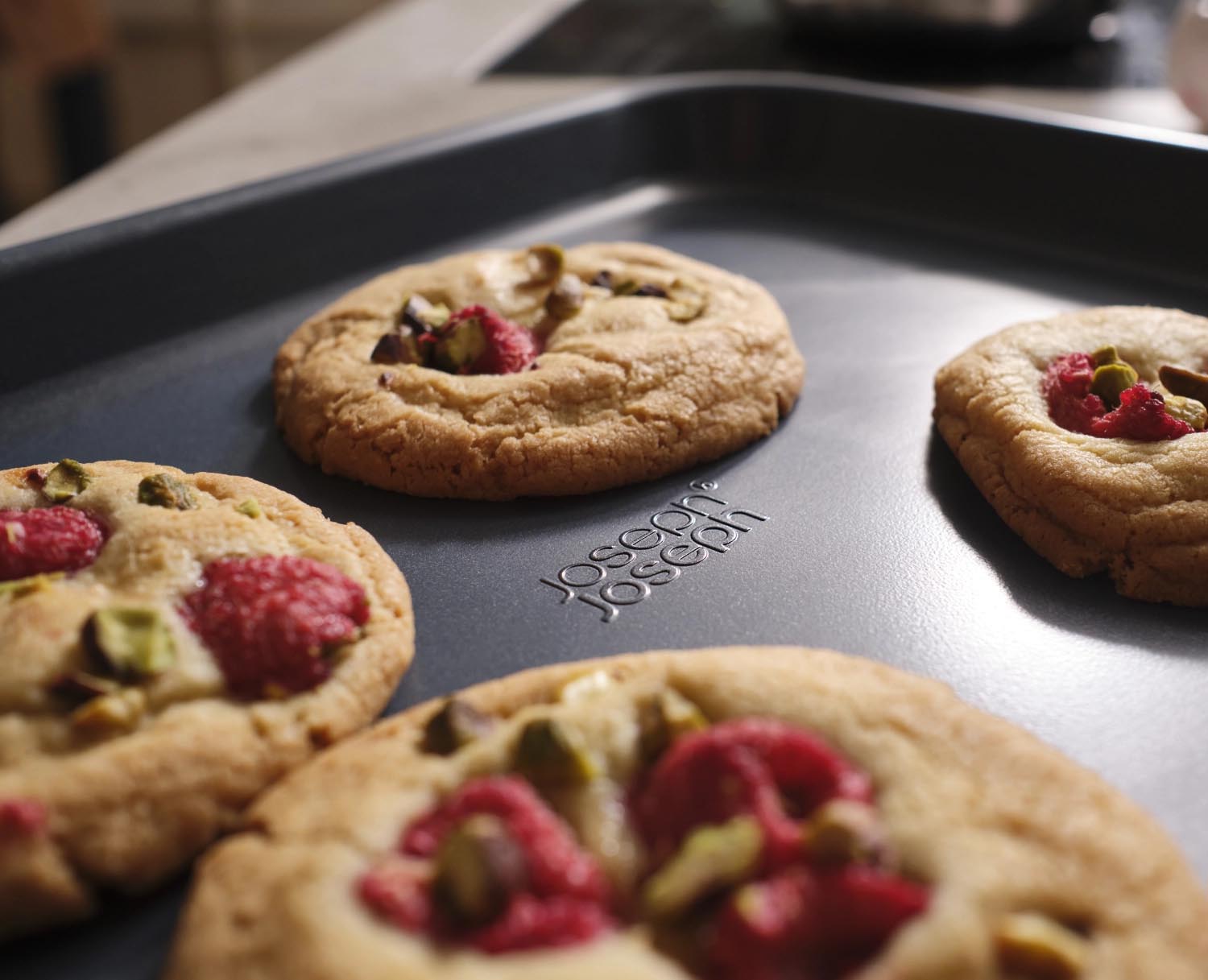 Optimieren Sie Ihre Backerfahrung mit dem Joseph Joseph 3er Set Nest Bake Backformen. Stapelbar, langlebig und perfekt für jede Backanwendung!