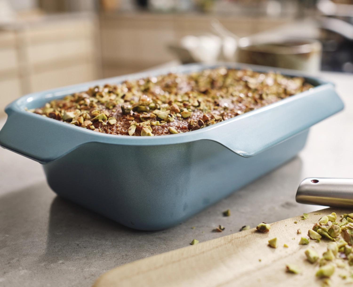 Entdecken Sie die Joseph Joseph Nest Bake Kastenform 19x30x7cm – die perfekte Kombination aus Funktionalität und modernem Design für Ihre Backbedürfnisse.