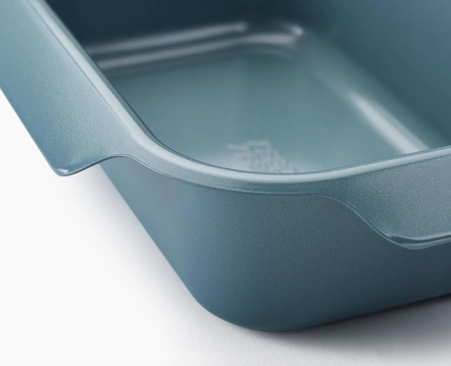 Backform 19x30x7cm von Joseph Joseph, antihaftbeschichtet, perfekt für Kuchen, robust, leicht zu reinigen, ideal für Backliebhaber.