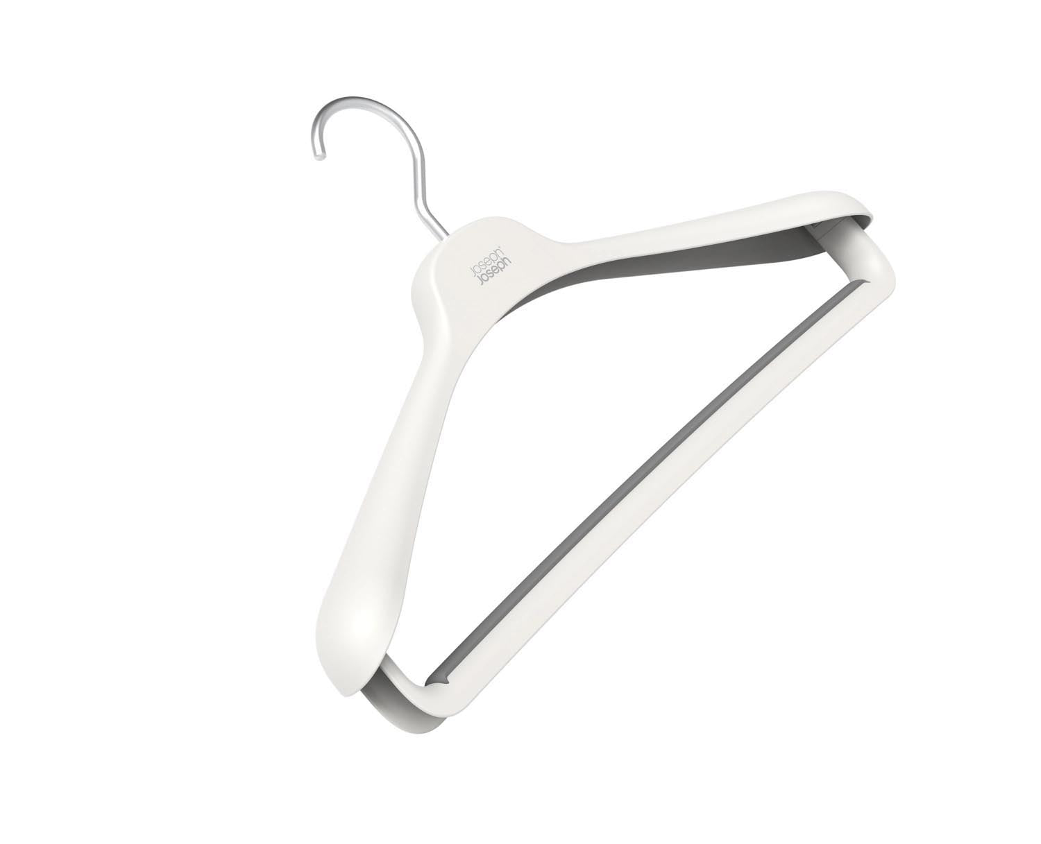 Hochwertige Orderly Kleiderbügel von Joseph Joseph im 2er Set. Ecru Design, breite Schulterstützen und elastische Hosengriffe für perfekten Halt.