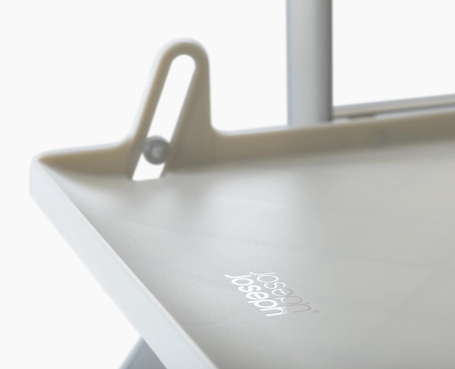 2er Set graue Schuhboxen von Joseph Joseph, stapelbar und kompakt, Masse 22x28x36cm, ideal für ordentliche Schuhaufbewahrung.