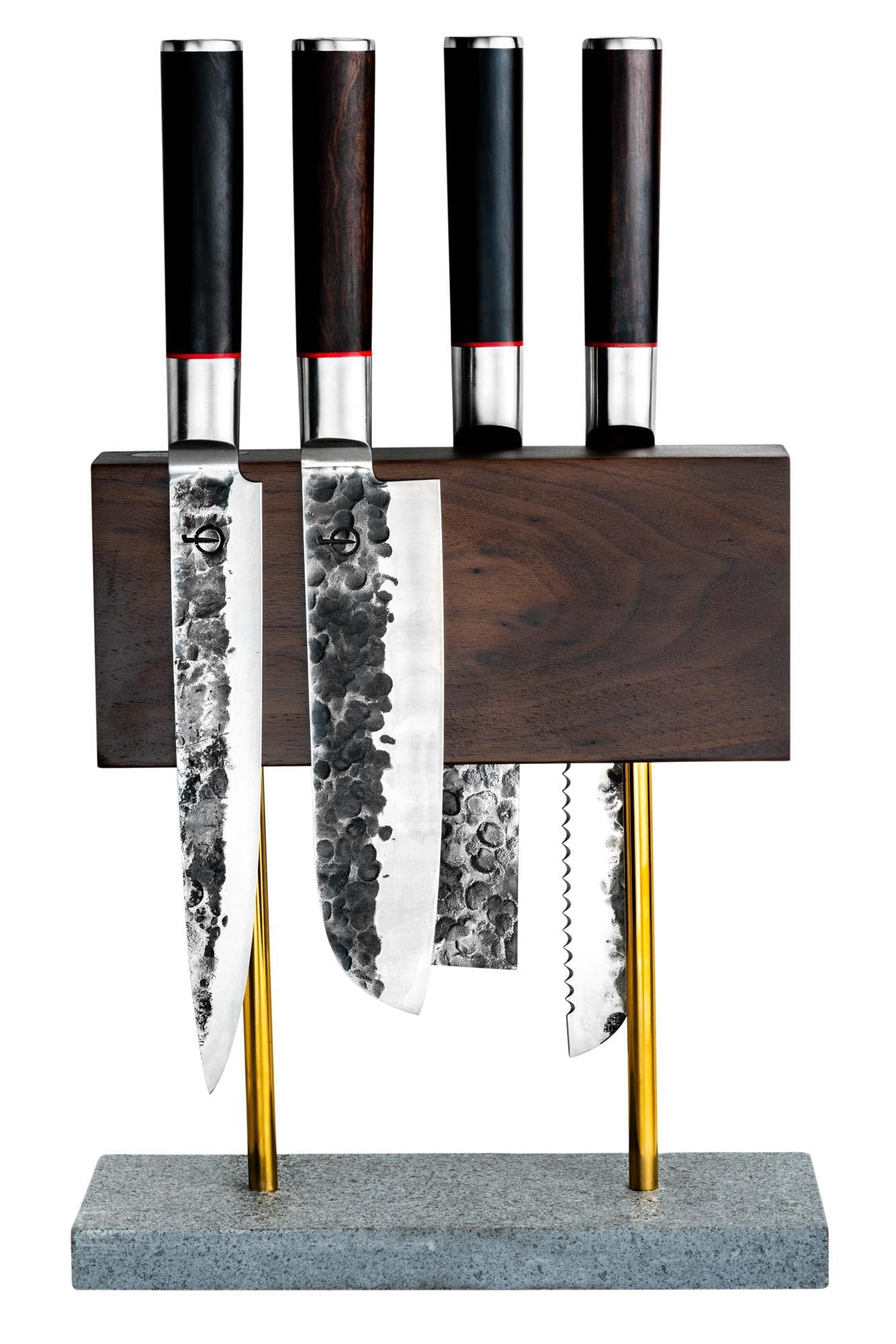 Eleganter magnetischer Messerblock aus Walnussholz mit stabilem Natursteinfuss, ideal für stilvolle Küchen.