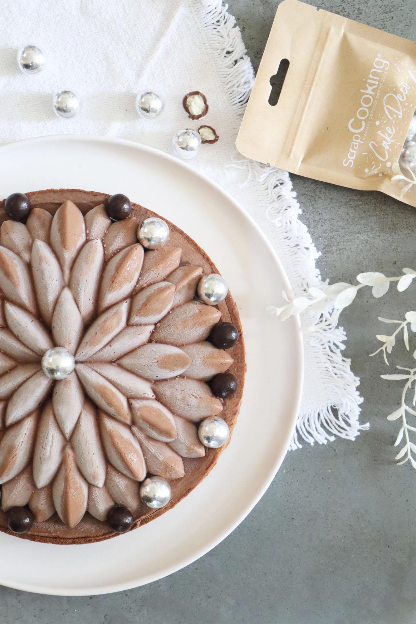 Silikon-Backform für Saint Honoré Torten, 20 cm, ideal für kreative Tortendekoration und präzise Backergebnisse.