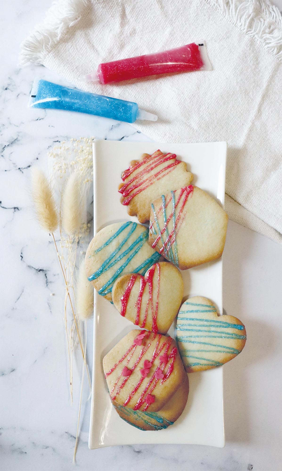 Zuckerguss-Stift in perlmuttrosa, 26g, perfekt für kreative Dekorationen und filigrane Details auf Gebäck und Kuchen.