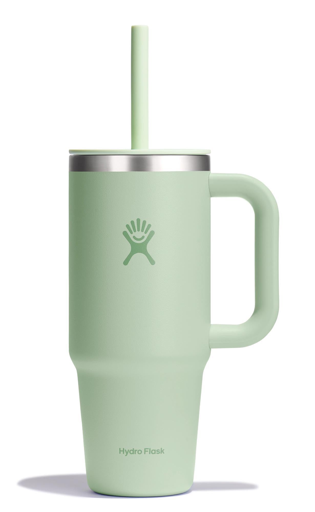 Reisebecher mit Trinkhalm 710ml aloe in präsentiert im Onlineshop von KAQTU Design AG. Trinkflasche ist von Hydro Flask