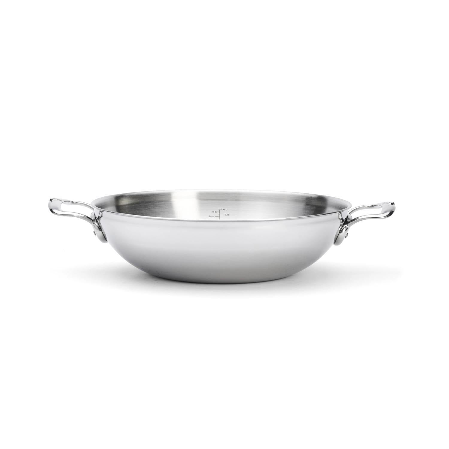 Affinity Wok mit zwei Griffen D32cm Edelstahl in 0 präsentiert im Onlineshop von KAQTU Design AG. Küchengerät ist von de Buyer