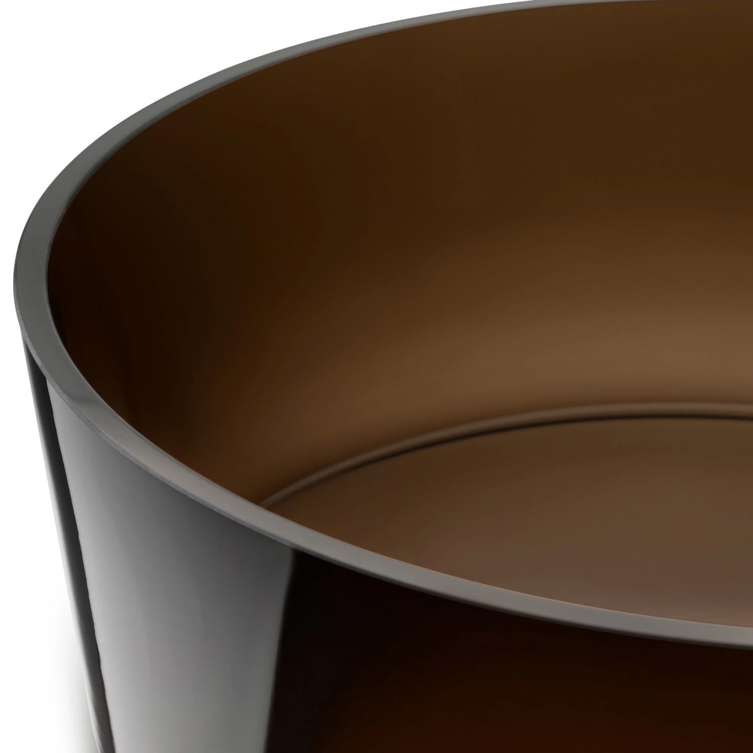 Stilvolle Glasschale in Mocha-Farbton, 30 cm Durchmesser, 10 cm hoch, perfekt für dekorative Arrangements und Präsentationen.