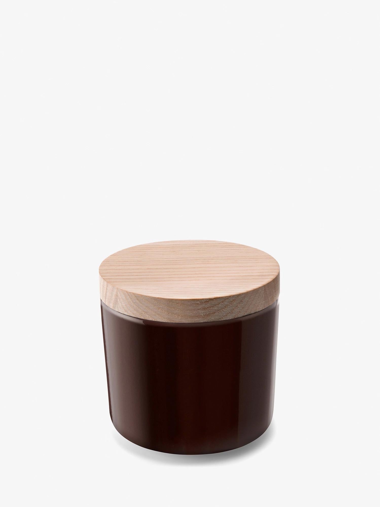 Elegante Dose aus Glas mit Esche-Deckel in Mocha, Höhe 8,5 cm, ideal für stilvolle Aufbewahrung und Dekoration.