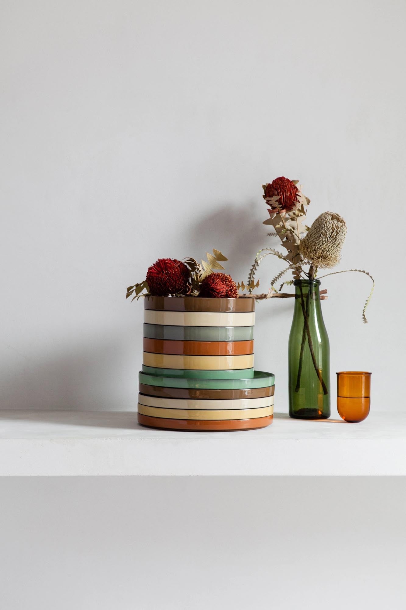 Elegante Revol Caractère Schale in Muskatnuss, 26cm, ideal für stilvolles Servieren und Präsentieren von Speisen.