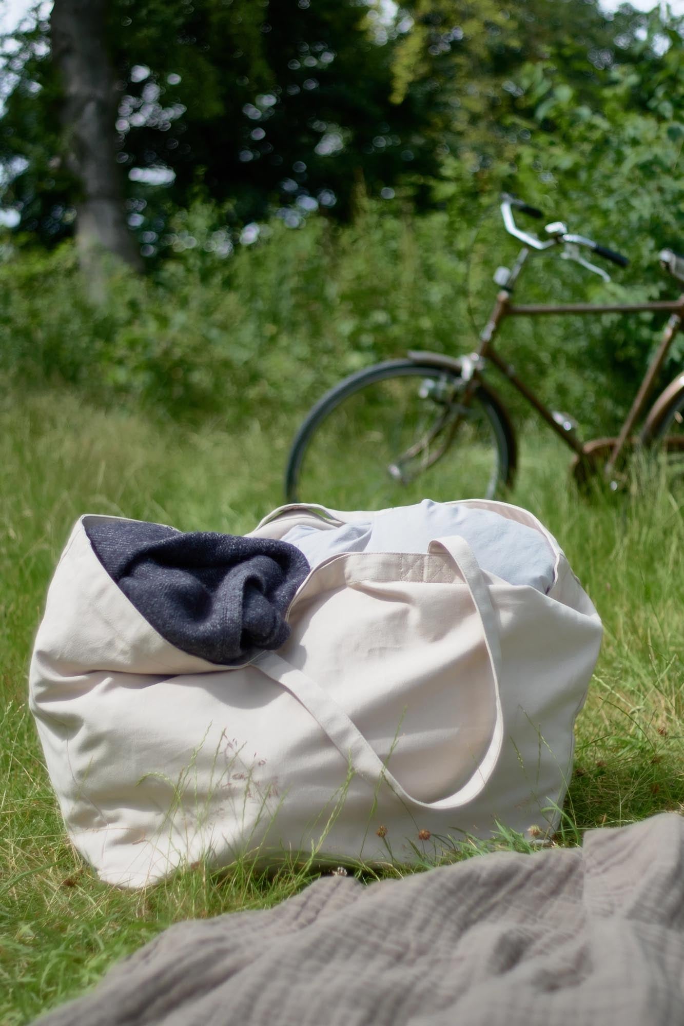 Geräumige Tasche aus Biobaumwolle, 35x45x90cm, in Stone. Nachhaltig, vielseitig und ideal für den täglichen Gebrauch.