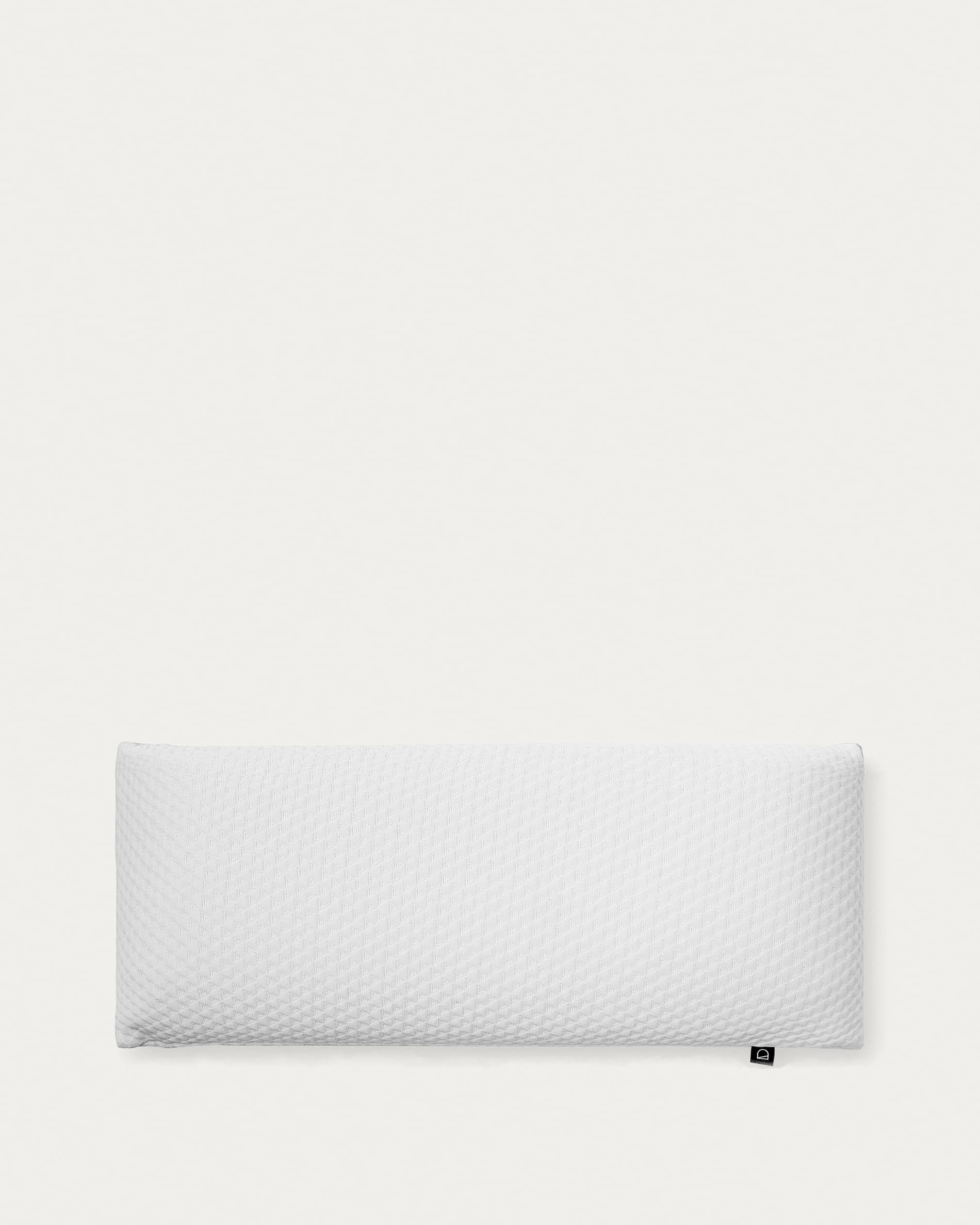 Das Sasa Kissen von Kave Home: viskoelastisch, 33x90 cm, stilvoll, komfortabel, pflegeleicht, ideal für Esstisch und Schlafzimmer.