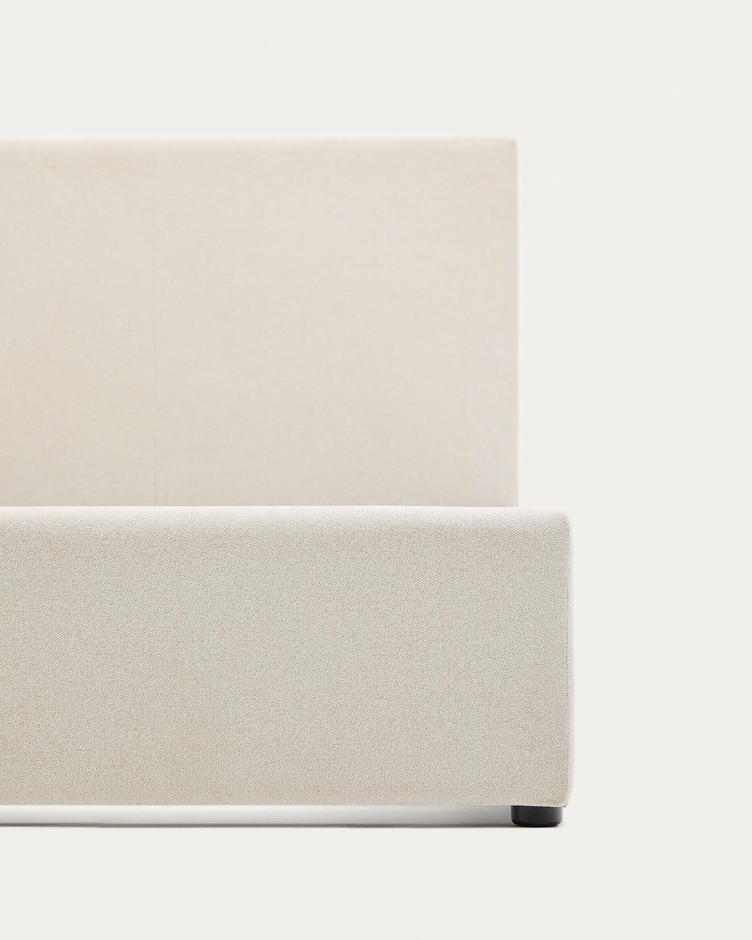 Erleben Sie das elegante Bett Nahiri in beiger Chenille, das Komfort und praktischen Stauraum vereint – perfekt für Ihr modernes Schlafzimmer!