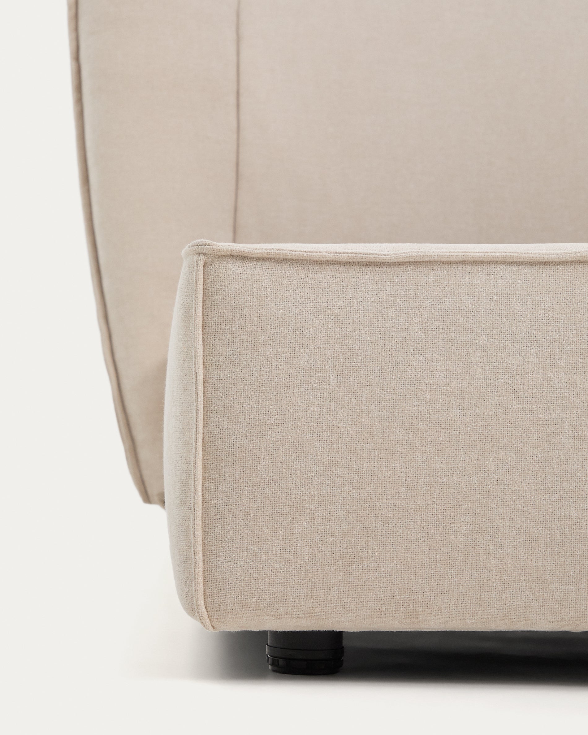 Abziehbares Bett Arvian aus beigefarbener Chenille mit Klappbettkasten für eine Matratze von 160 x 200 cm in Beige präsentiert im Onlineshop von KAQTU Design AG. Bett ist von Kave Home