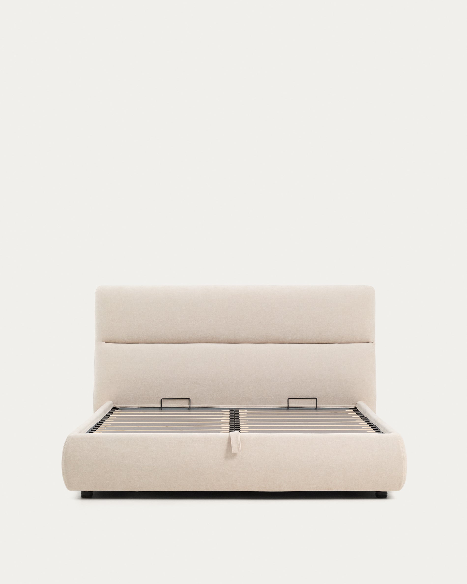 Abziehbares Bett Dafra aus beigefarbener Chenille mit Klappbettkasten für eine Matratze von 160 x 200 cm in Beige präsentiert im Onlineshop von KAQTU Design AG. Bett ist von Kave Home