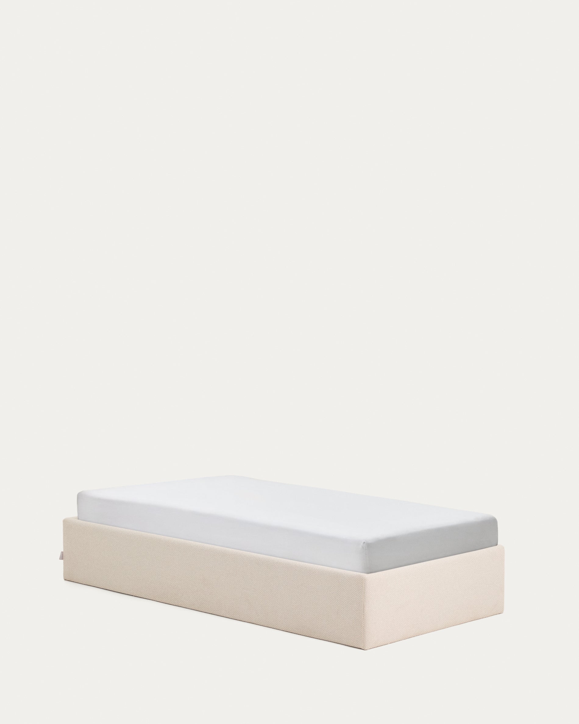 Abziehbares, seitlich aufklappbares Bett mit Stauraum Nelzi für Matratzengröße 90 x 200 cm in ecrufarbener Chenille, 100 % FSC in Ecru präsentiert im Onlineshop von KAQTU Design AG. Bett ist von Kave Home