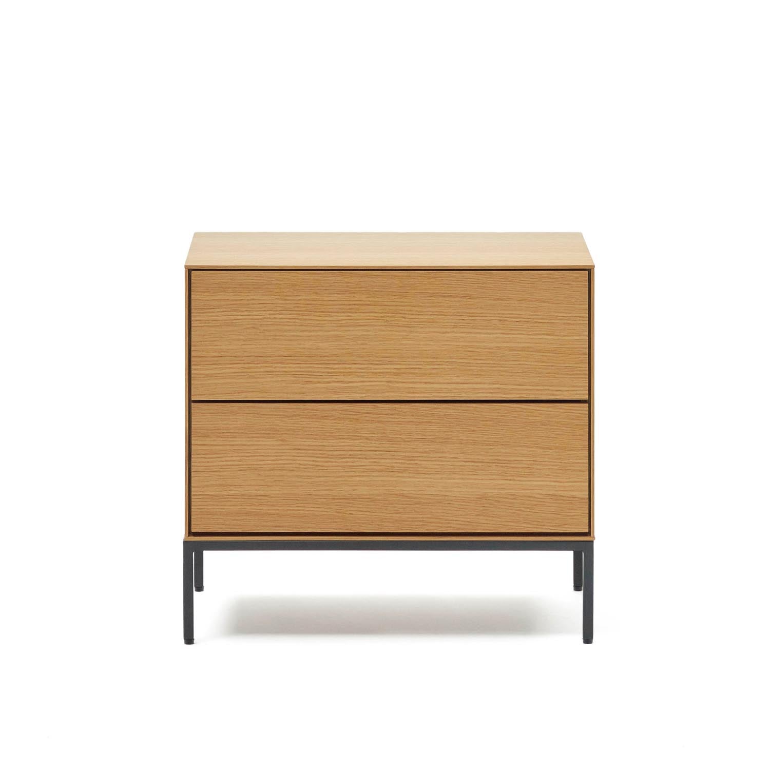 Vedrana Nachttisch: Stilvoller 2-Schubladen-Tisch aus Eichenfurnier und schwarzem Stahl, 60x55 cm, ideal für jedes Schlafzimmer.