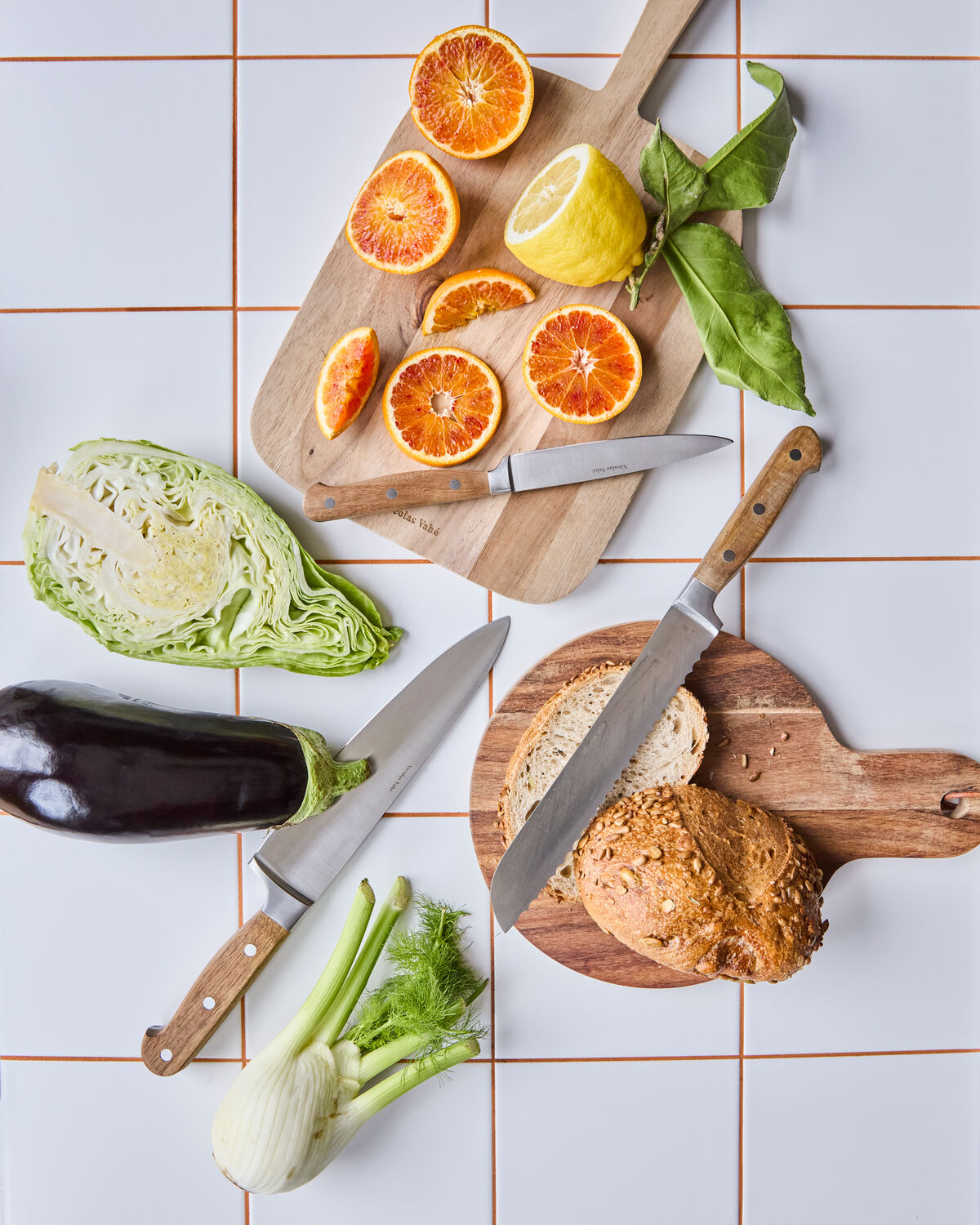 Hochwertiges Küchenmesser von Nicolas Vahé, perfekt für präzise Schnitte und stilvolles Kochen in jeder Küche.