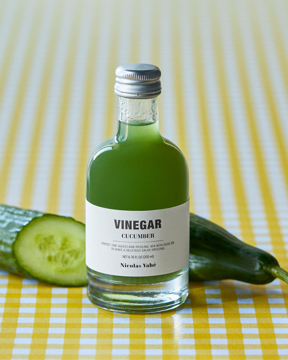 Essig, Cucumber in präsentiert im Onlineshop von KAQTU Design AG. Lebensmittel ist von Nicolas Vahé