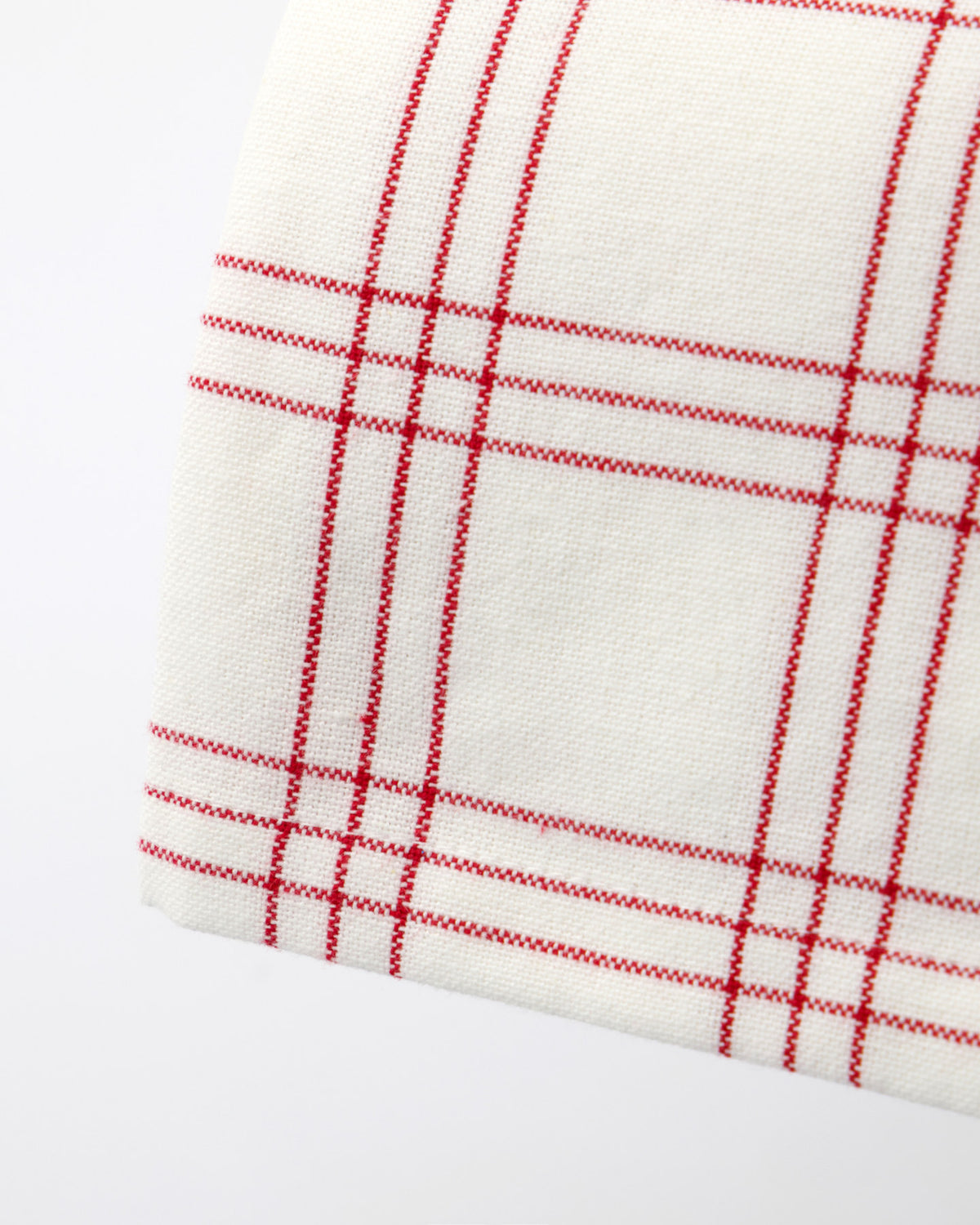 Tischdecke, NVChef, Rot in Rot präsentiert im Onlineshop von KAQTU Design AG. Geschirrtuch ist von Nicolas Vahé