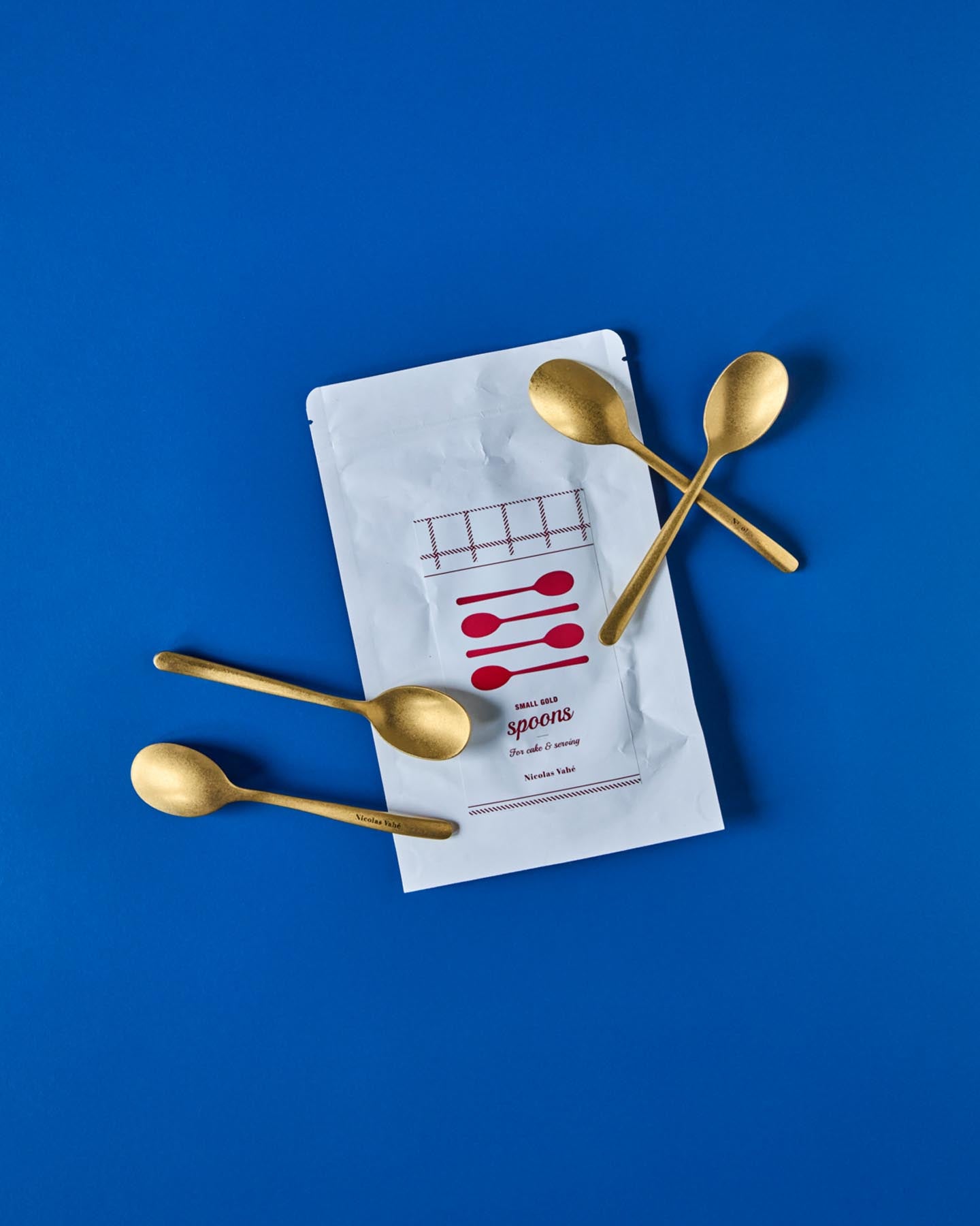 Stilvolle Teelöffel im antikgoldenen Design von Nicolas Vahé – ideal für Desserts und besondere Anlässe. Hochwertiger Edelstahl für langlebige Eleganz.