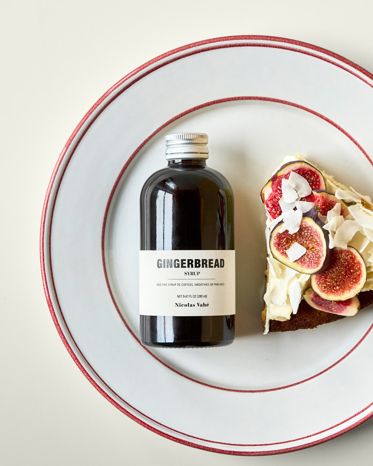 Sirup, Lebkuchen, 280 ml in präsentiert im Onlineshop von KAQTU Design AG. Lebensmittel ist von Nicolas Vahé