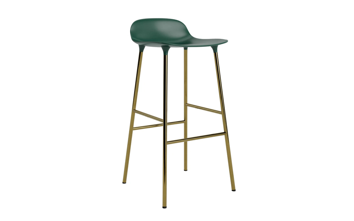 Form Barhocker in Grün präsentiert im Onlineshop von KAQTU Design AG. Barstuhl ist von Normann Copenhagen