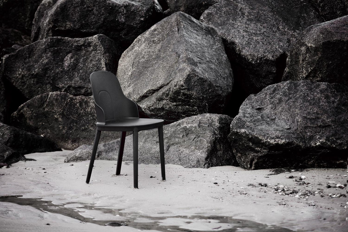 Allez Stuhl in Schwarz präsentiert im Onlineshop von KAQTU Design AG. Stuhl ist von Normann Copenhagen