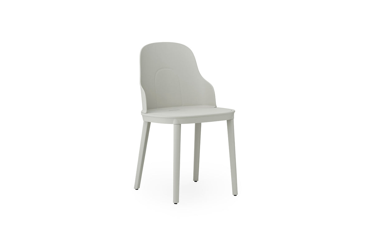 Allez Stuhl in Warmes grau präsentiert im Onlineshop von KAQTU Design AG. Stuhl ist von Normann Copenhagen