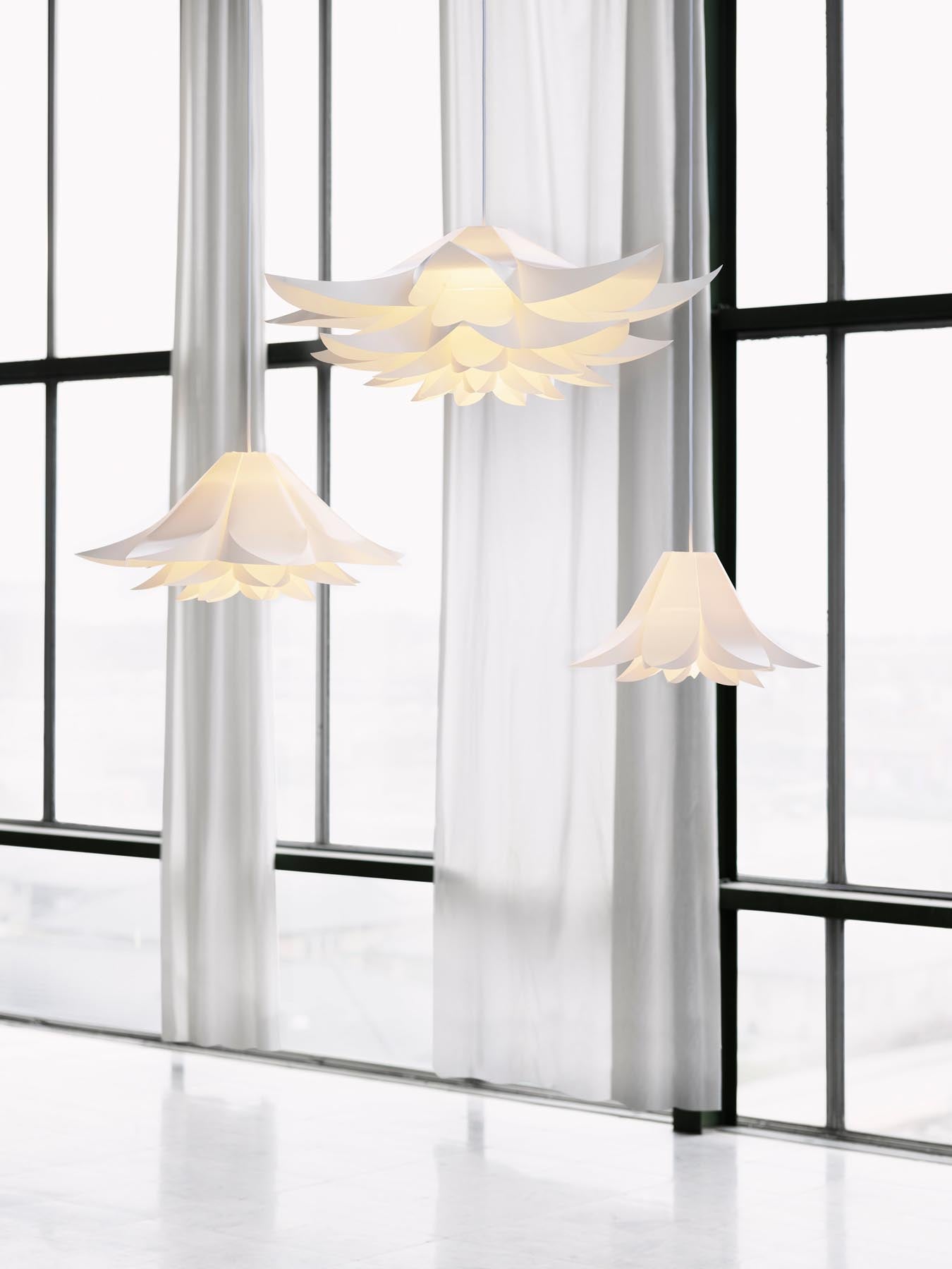 Die Norm 06 Lampe Klein von Normann Copenhagen besticht durch ihr elegantes Design und vielseitige Einsatzmöglichkeiten in jedem Raum.