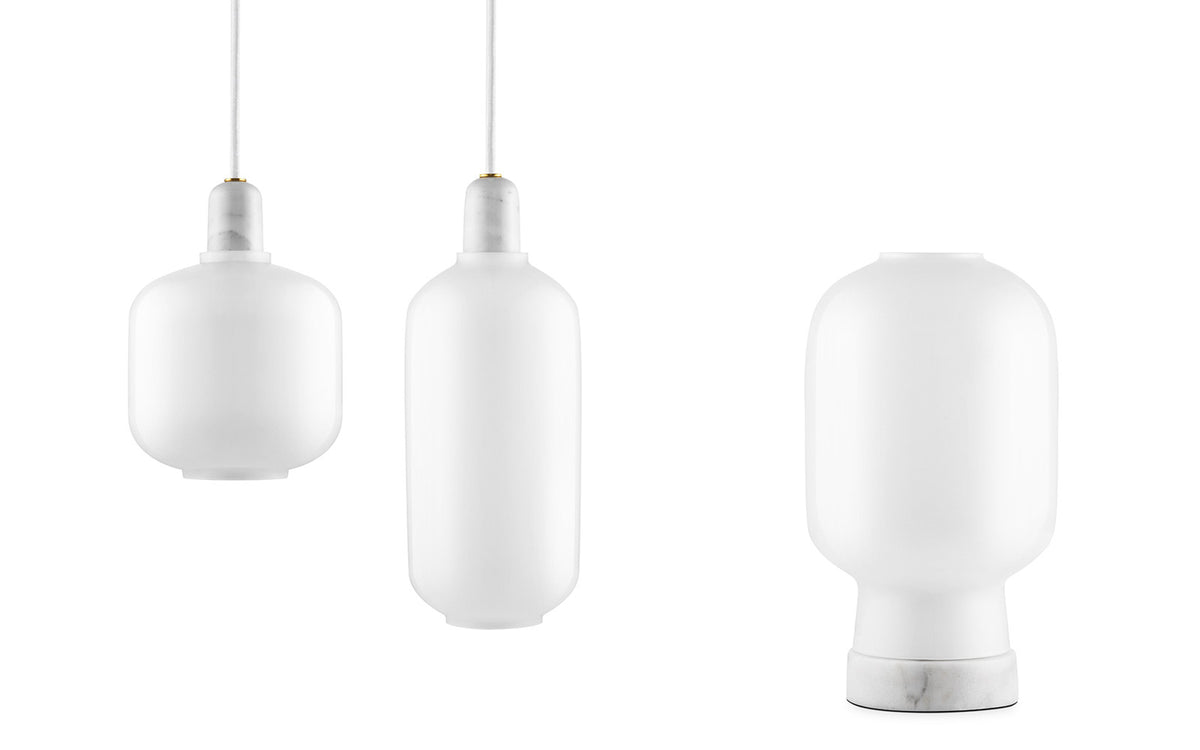 Amp Tischlampe EU weiss/weiss in weiss/weiss präsentiert im Onlineshop von KAQTU Design AG. Tischleuchte ist von Normann Copenhagen