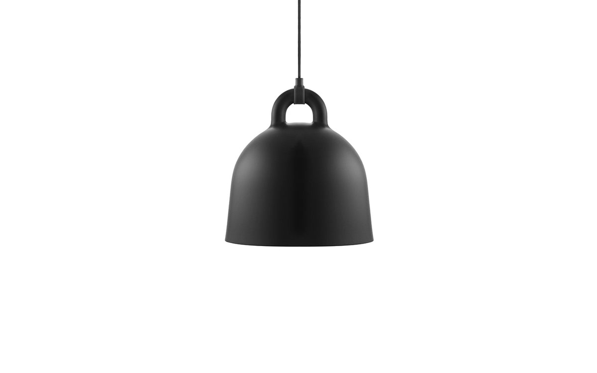 Bell Lampe klein EU in Schwarz präsentiert im Onlineshop von KAQTU Design AG. Pendelleuchte ist von Normann Copenhagen
