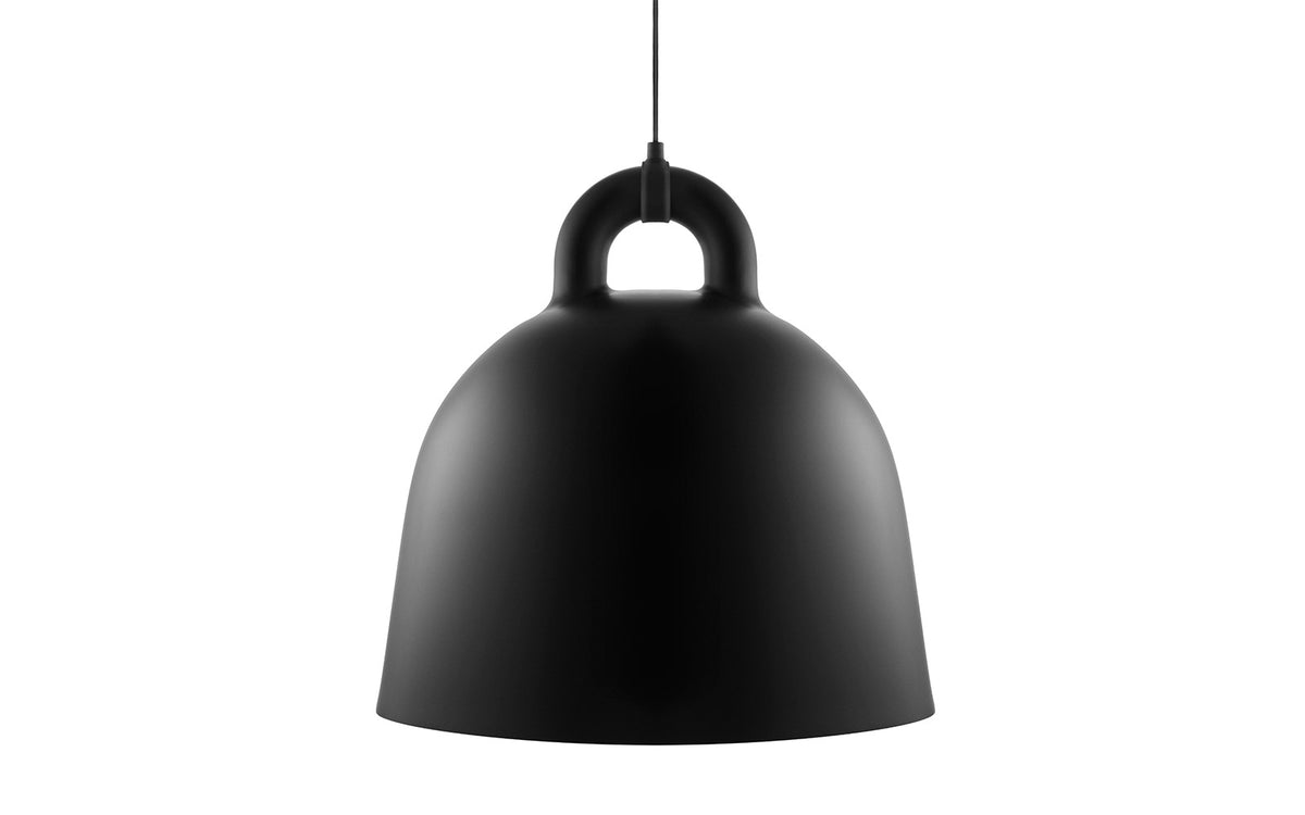Bell Lampe gross EU in Schwarz präsentiert im Onlineshop von KAQTU Design AG. Pendelleuchte ist von Normann Copenhagen