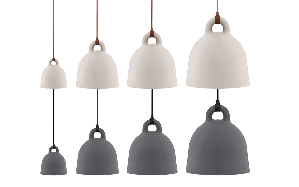 Bell Lampe klein EU in Sand präsentiert im Onlineshop von KAQTU Design AG. Pendelleuchte ist von Normann Copenhagen
