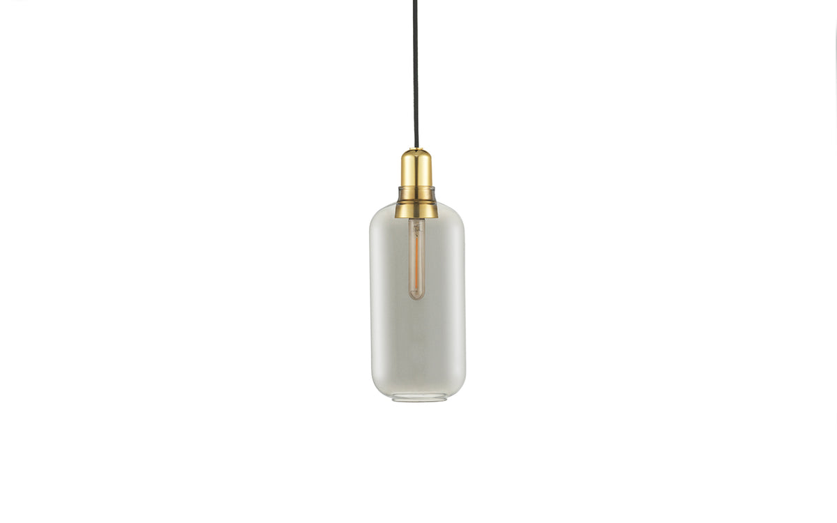 Amp Lampe gross EU in weiss/weiss präsentiert im Onlineshop von KAQTU Design AG. Pendelleuchte ist von Normann Copenhagen