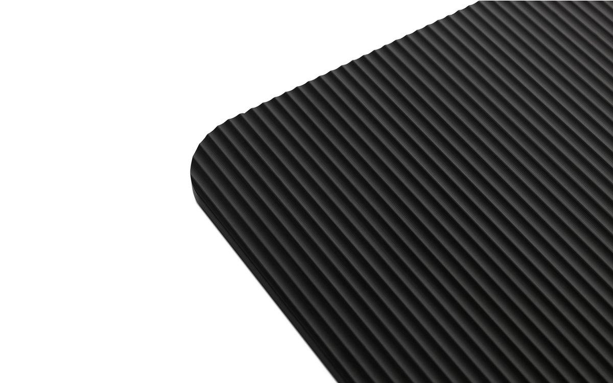 Jet Regal 80 cm. schwarz in präsentiert im Onlineshop von KAQTU Design AG. Wandregal ist von Normann Copenhagen