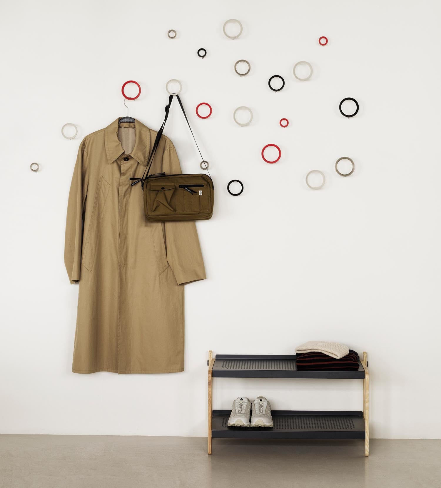 Sko Schuhregal: Minimalistisches Design für moderne Wohnräume.