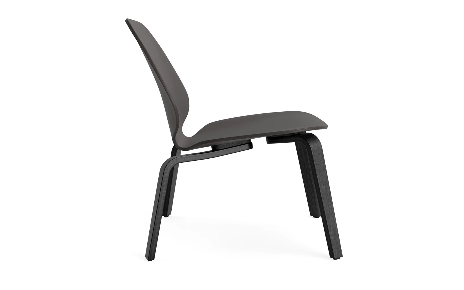 Entdecken Sie den My Chair Lounge-Sessel von Normann Copenhagen – ein elegantes Designstück, das Komfort und Funktionalität perfekt kombiniert.