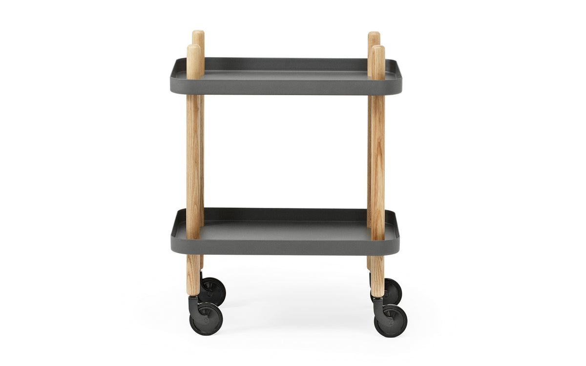Block Tisch in präsentiert im Onlineshop von KAQTU Design AG. Servierwagen ist von Normann Copenhagen