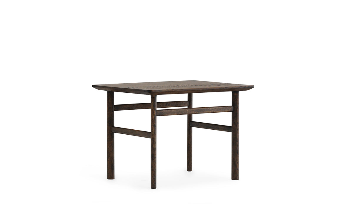 Grow Couchtisch in Gebeizte Eiche präsentiert im Onlineshop von KAQTU Design AG. Couchtisch ist von Normann Copenhagen