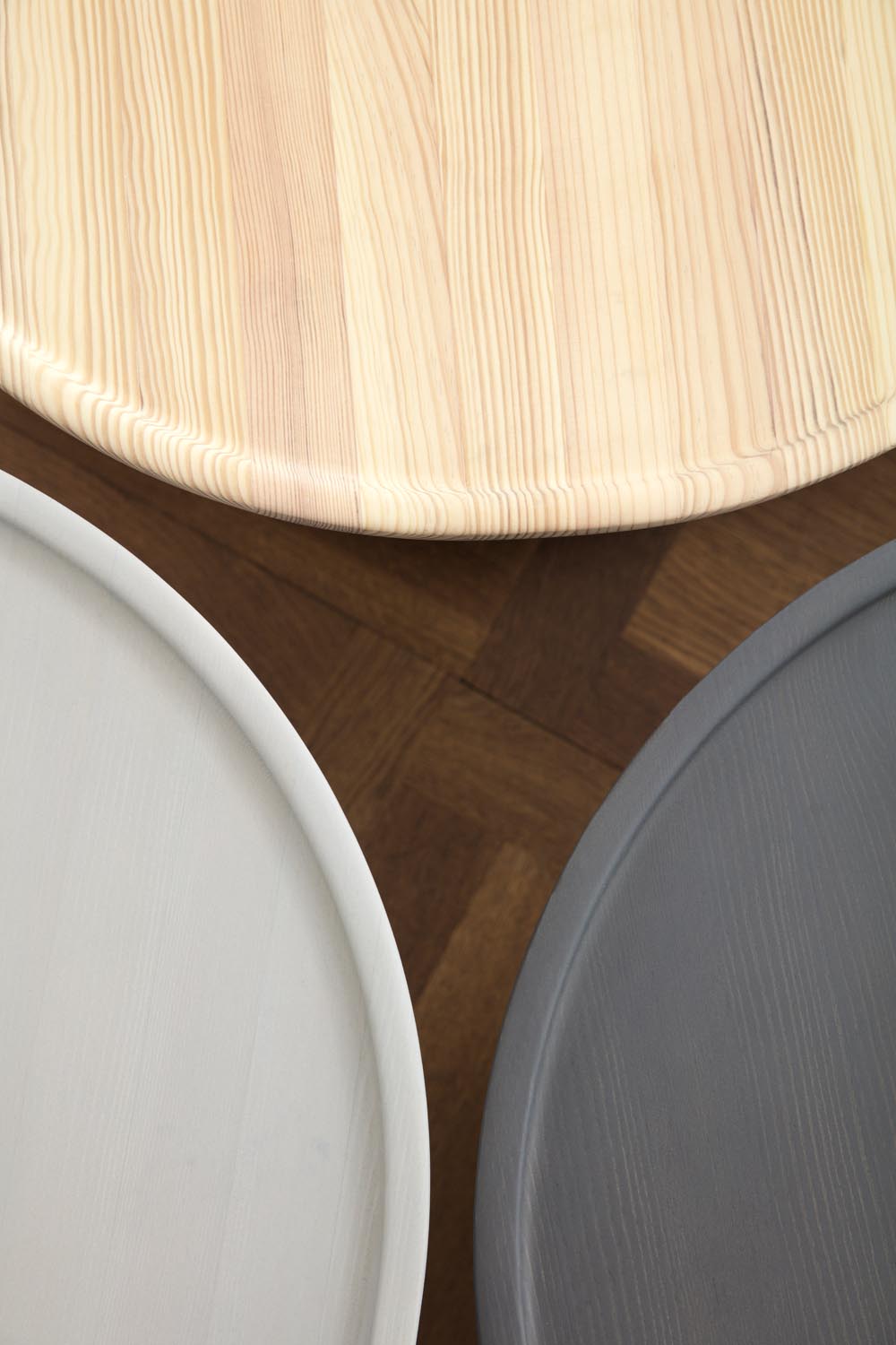 Pine Tisch Large in Kiefer präsentiert im Onlineshop von KAQTU Design AG. Couchtisch ist von Normann Copenhagen