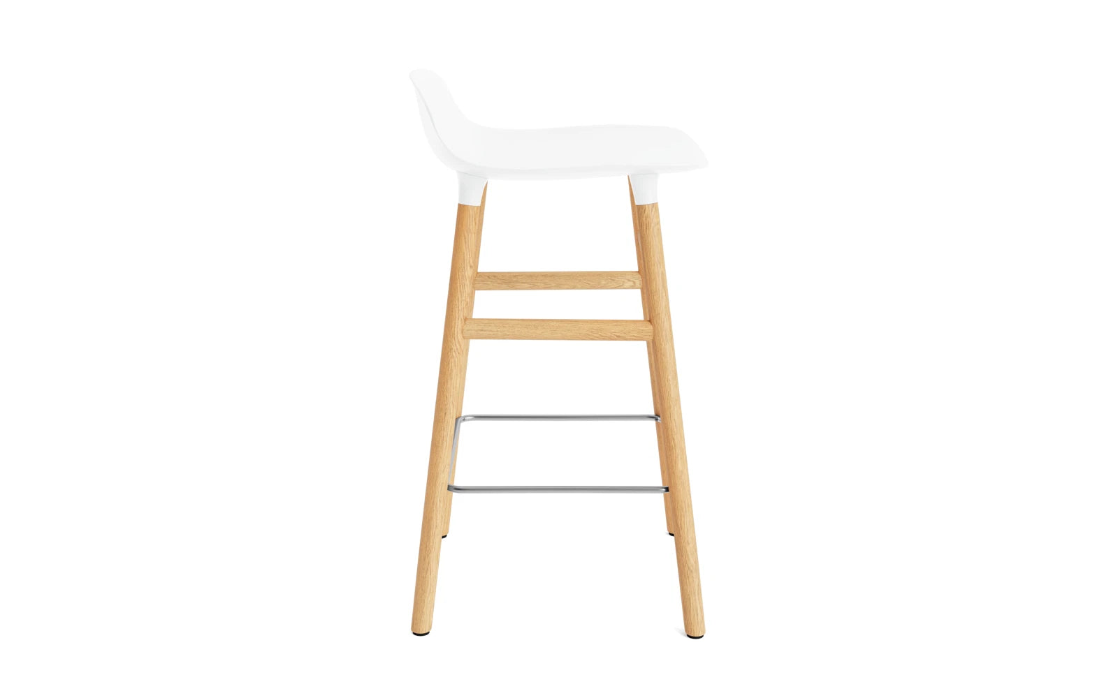 Erleben Sie den Form Barhocker von Normann Copenhagen: Stilvoller 65 cm hoher Barstuhl in Weiß, der modernes Design und Langlebigkeit perfekt kombiniert.