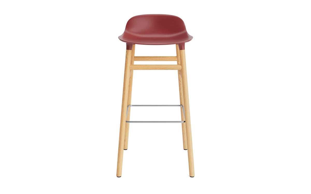 Form Barhocker in Rot präsentiert im Onlineshop von KAQTU Design AG. Barstuhl ist von Normann Copenhagen