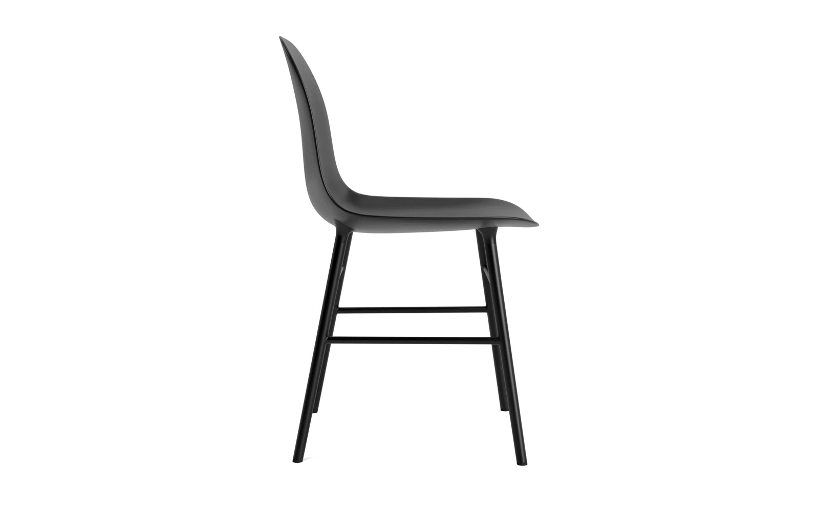 Entdecken Sie den Form Stuhl von Normann Copenhagen: stilvolles Design, hervorragende Ergonomie und vielseitig einsetzbar in jedem Wohnambiente.