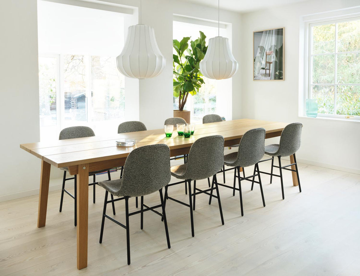 Slice Tisch Linoleum in präsentiert im Onlineshop von KAQTU Design AG. Esstisch ist von Normann Copenhagen