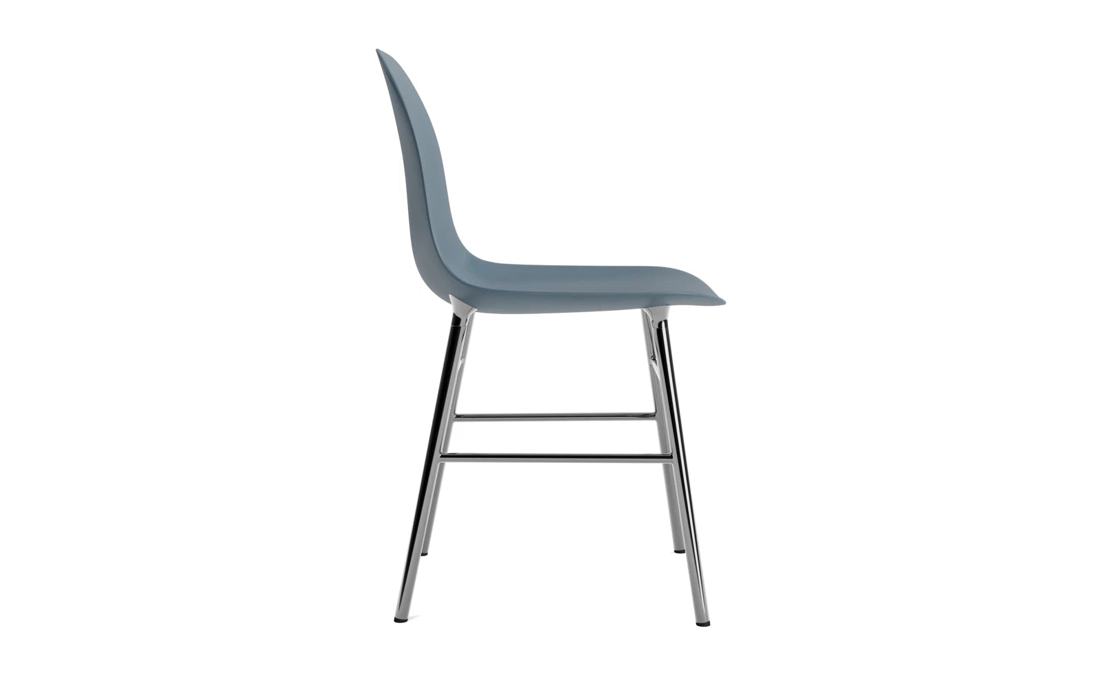 Form Stuhl von Normann Copenhagen: Eleganter, ergonomischer Stuhl aus hochwertigem Kunststoff und Stahl. Perfekt für modernes Wohnen.