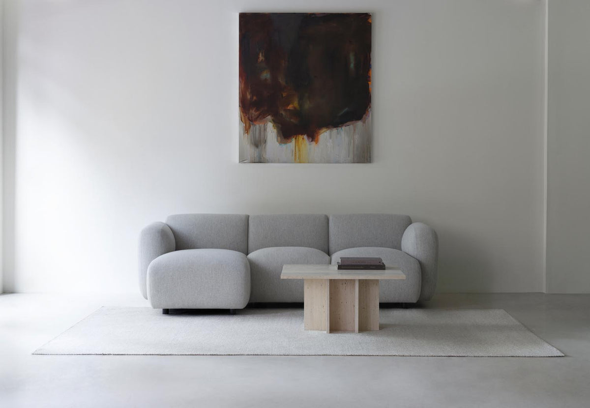 Polli Teppich gross in Mehrfarbig sand präsentiert im Onlineshop von KAQTU Design AG. Teppich ist von Normann Copenhagen