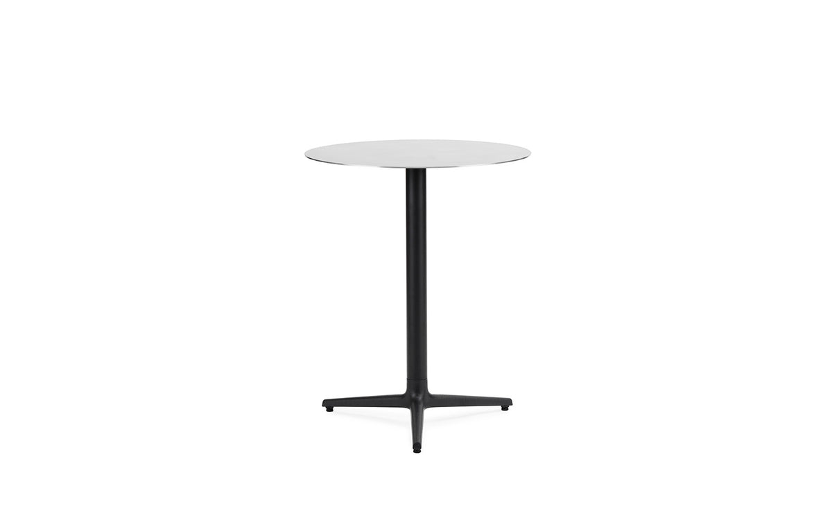 Allez Tisch 3L Ø60 cm in Edelstahl präsentiert im Onlineshop von KAQTU Design AG. Esstisch ist von Normann Copenhagen