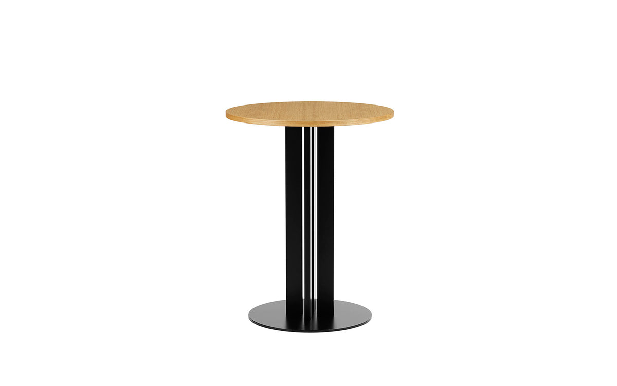 Scala Cafétisch Ø60 cm in Eiche präsentiert im Onlineshop von KAQTU Design AG. Esstisch ist von Normann Copenhagen
