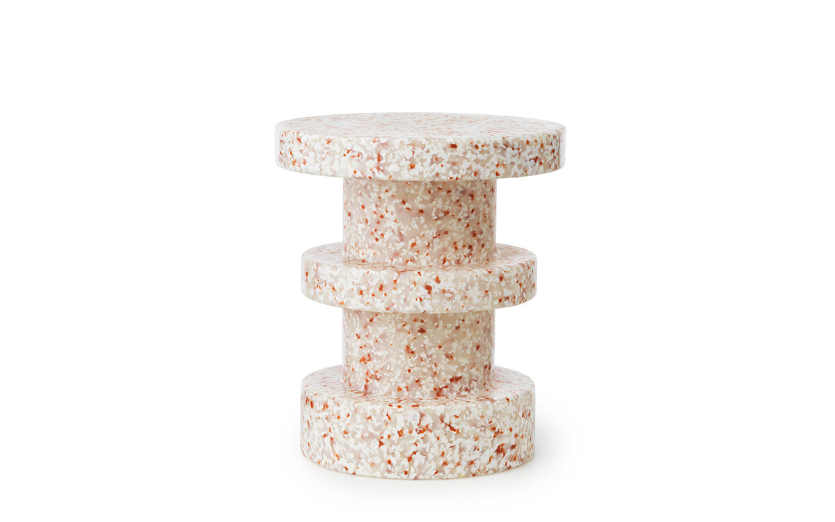 Bit Hocker Stack in Weiss präsentiert im Onlineshop von KAQTU Design AG. Pouf ist von Normann Copenhagen